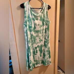 Green Tie-Dye Sleeveless Dress